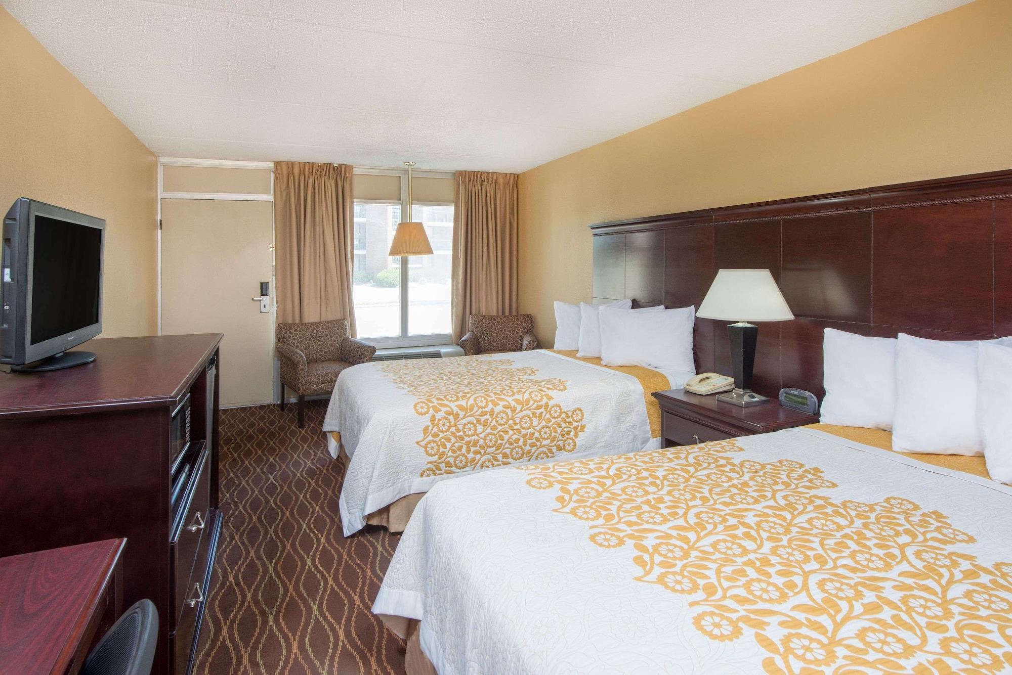 Days Inn By Wyndham Paducah Exterior photo