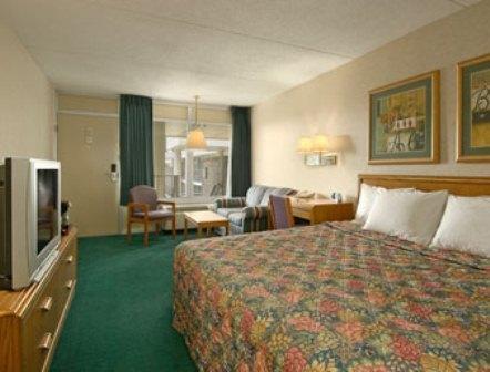 Days Inn By Wyndham Paducah Room photo